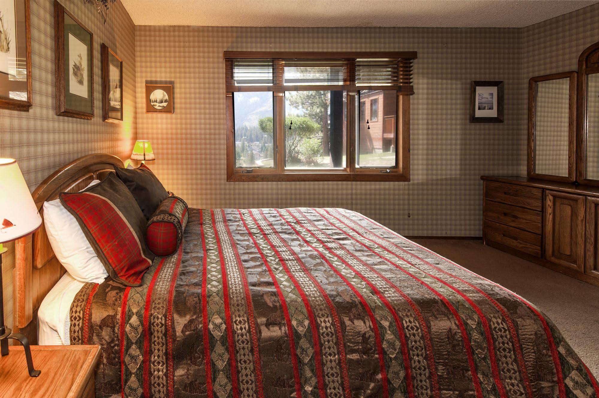 Meadow Ridge Condos By Mammoth Slopes Lodging Mammoth Lakes Luaran gambar